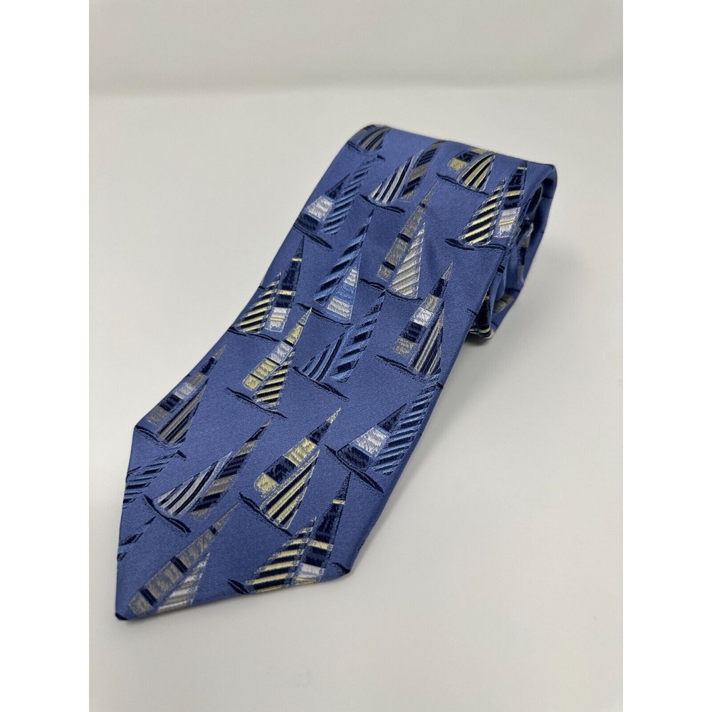 Nicole Miller - New York -100% Silk Tie (3 1/2" x 60) Blue Sailboats